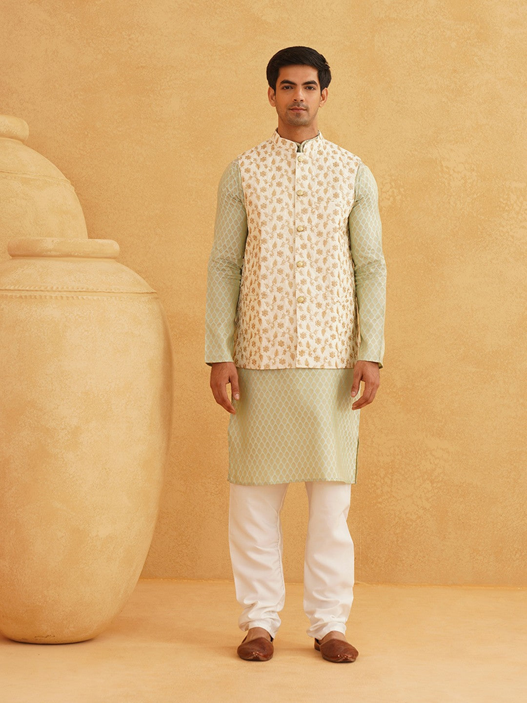 Men’s Woven Design Kurta Set with Churidar & Nehru Jacket – Contemporary Ethnic Ensemble