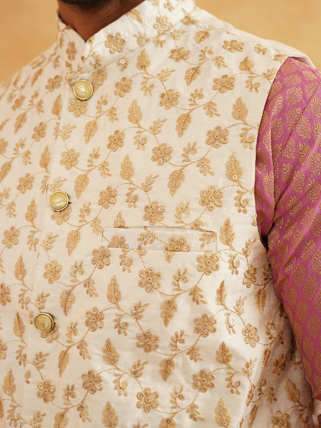 Men’s Pink Thread Work Kurta Set with Churidar – Elegant Traditional Attire