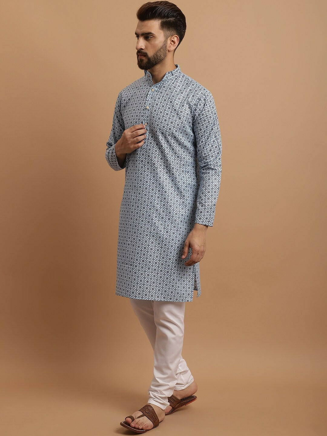 Men’s Ethnic Motifs Printed Regular Kurta Set with Pyjamas & Nehru Jacket – Traditional Elegance