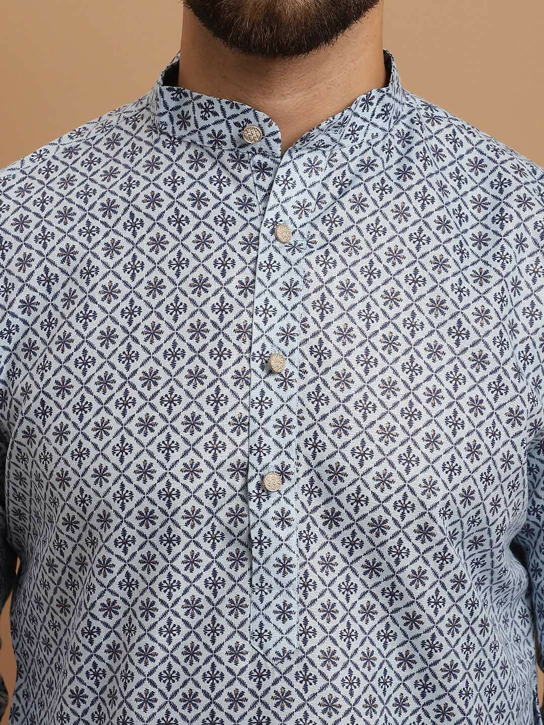 Men’s Ethnic Motifs Printed Regular Kurta Set with Pyjamas & Nehru Jacket – Traditional Elegance