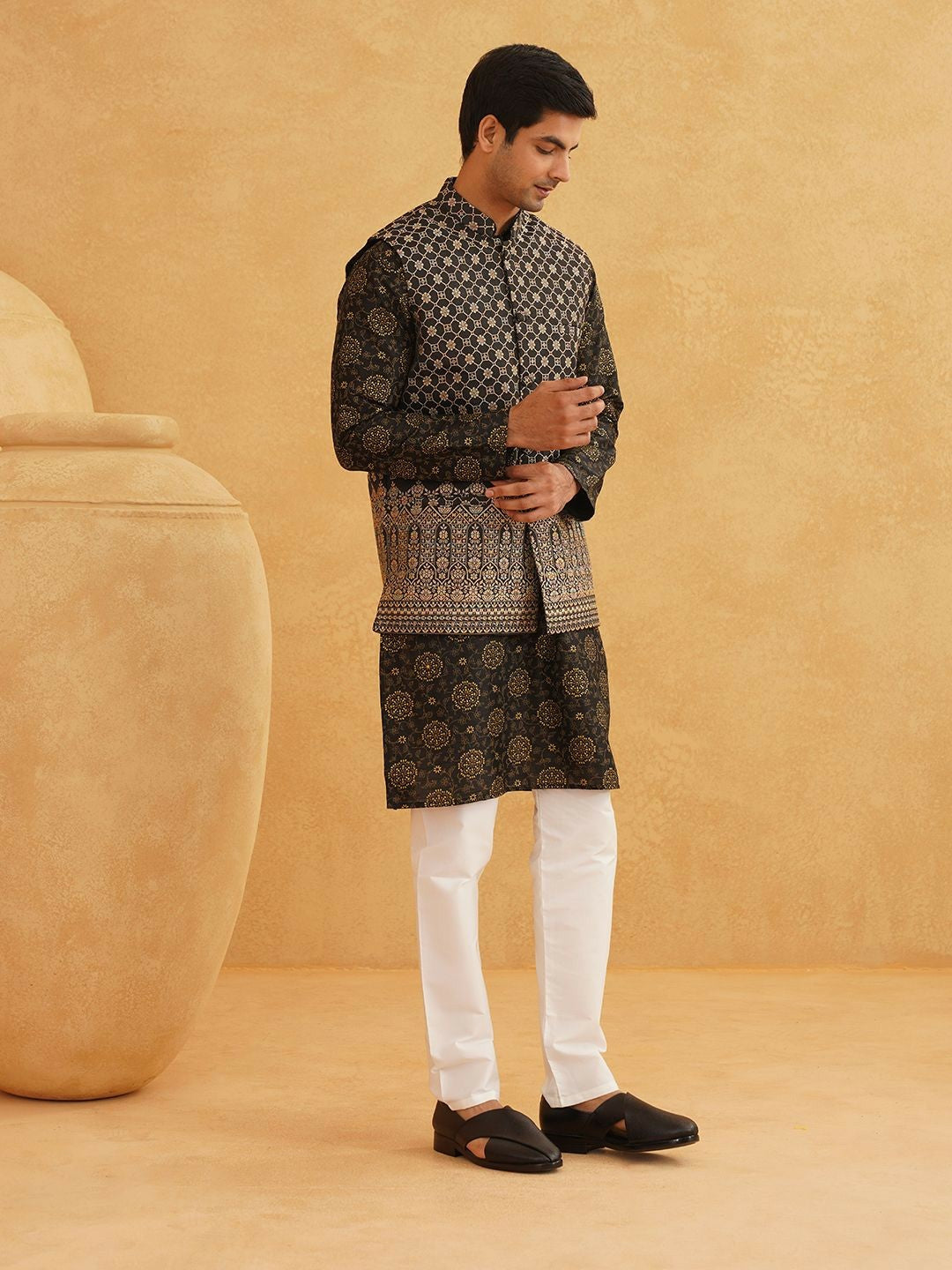 Men’s Floral Printed Kurta Set with Churidar & Nehru Jacket – Stylish Ethnic Ensemble