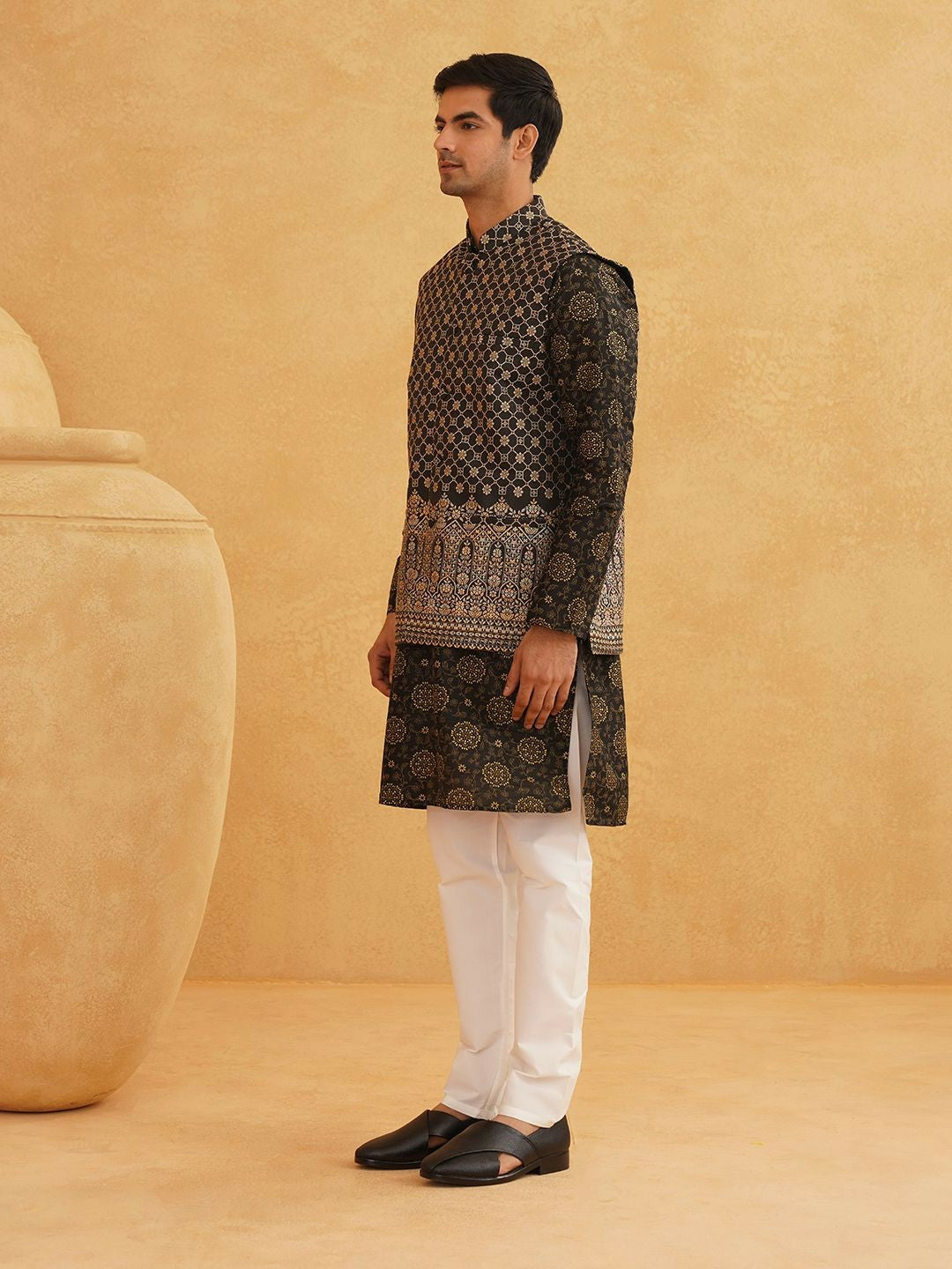 Men’s Floral Printed Kurta Set with Churidar & Nehru Jacket – Stylish Ethnic Ensemble