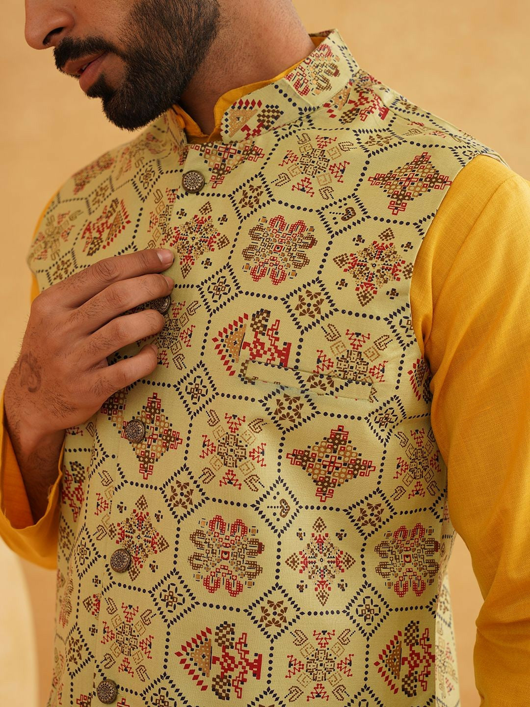 Men’s Band Collar Kurta Set with Churidar & Nehru Jacket – Timeless Ethnic Ensemble