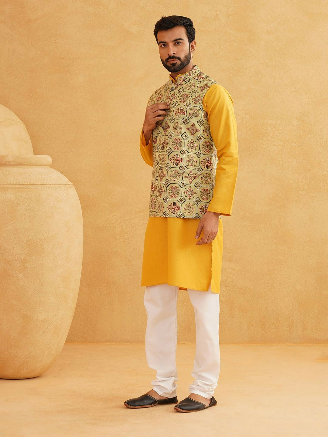 Men’s Band Collar Kurta Set with Churidar & Nehru Jacket – Timeless Ethnic Ensemble