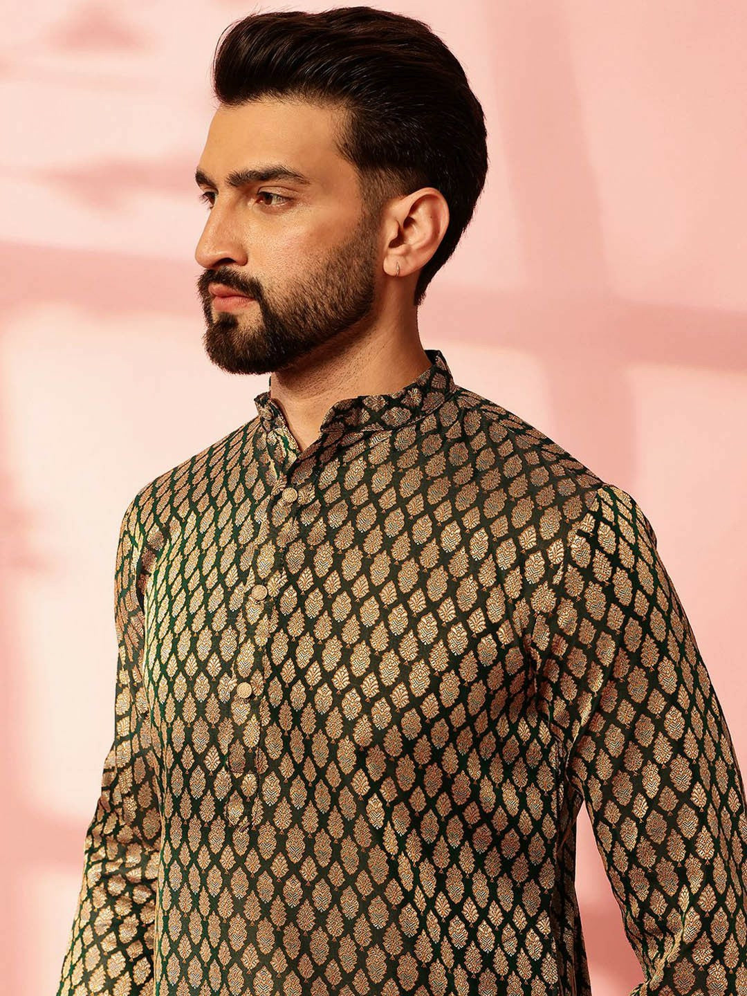 Men’s Green Woven Kurta with Pyjamas – Subtle Festive Charm