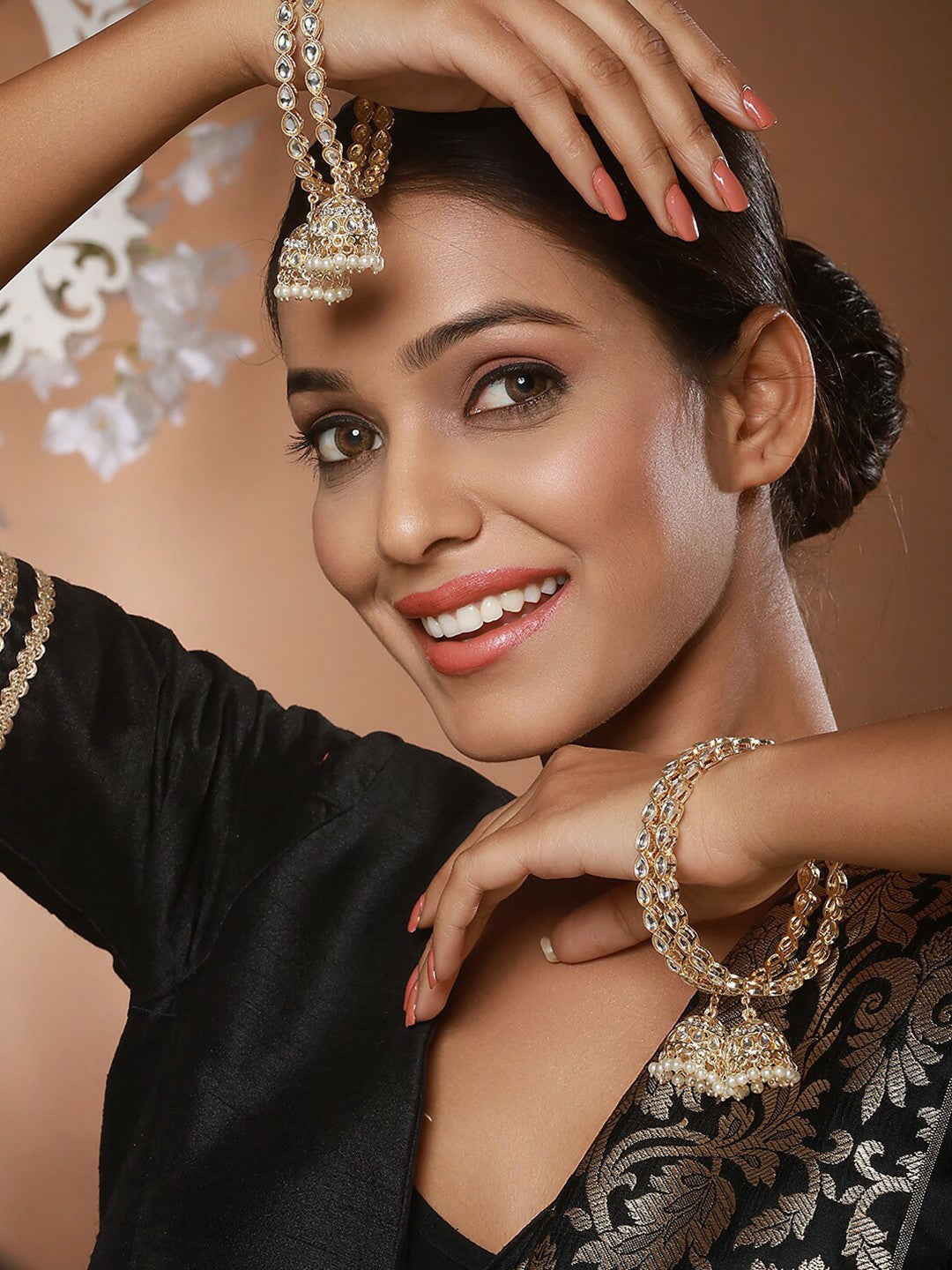 Elegant Gold-Toned & White Kundan Pearl Bangles Set – Pack of 4 | Indiaista