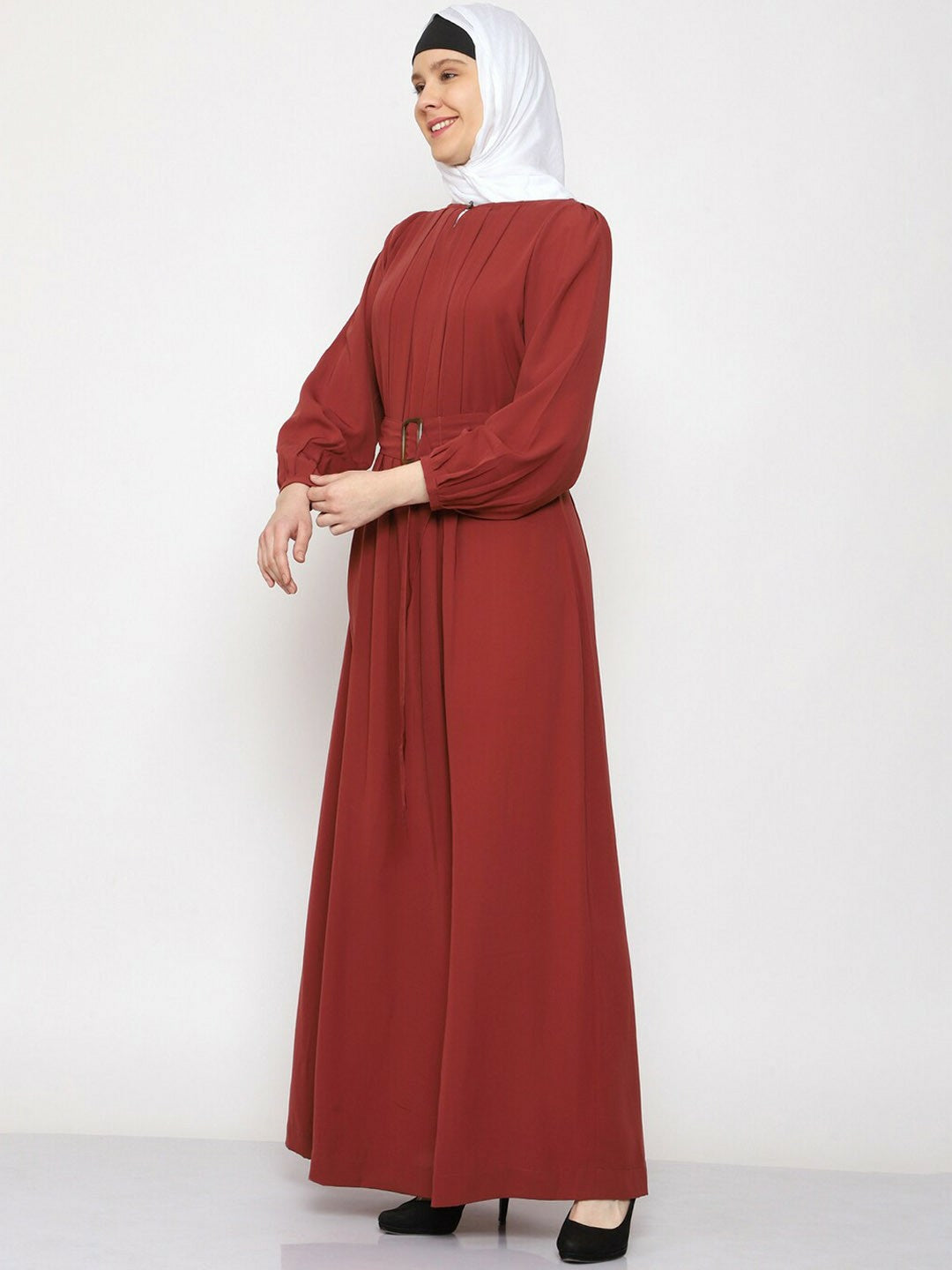 Elegant Solid Abaya for Women – Modest Islamic Dress with Waist Belt & Flared Hem