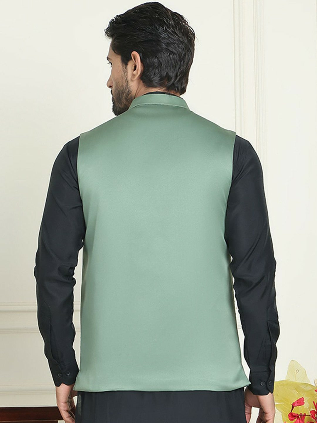 Men's Green Embroidered Silk Blend Nehru Jacket with Mandarin Collar