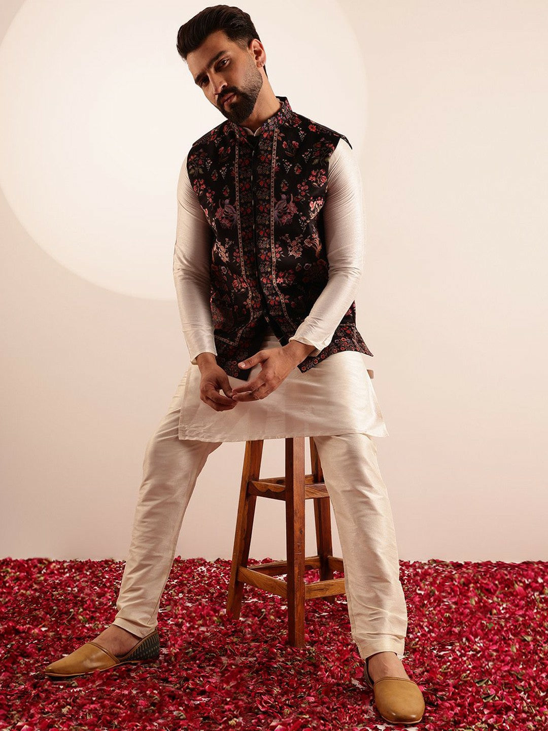 Men’s Black Paisley Printed Nehru Jacket – Traditional Elegance