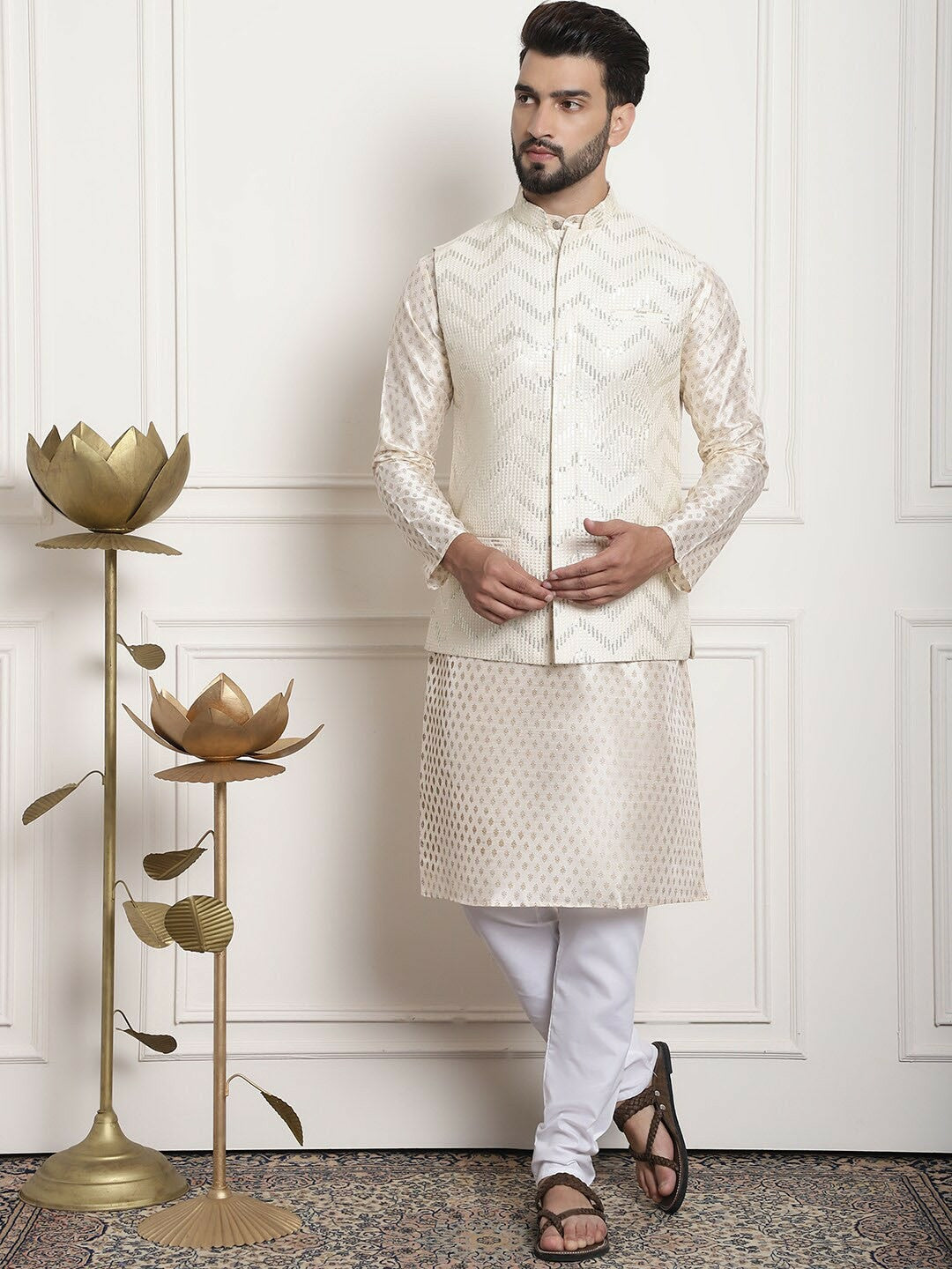 Men’s Embellished Silk Nehru Jacket – Luxe Festive Appeal