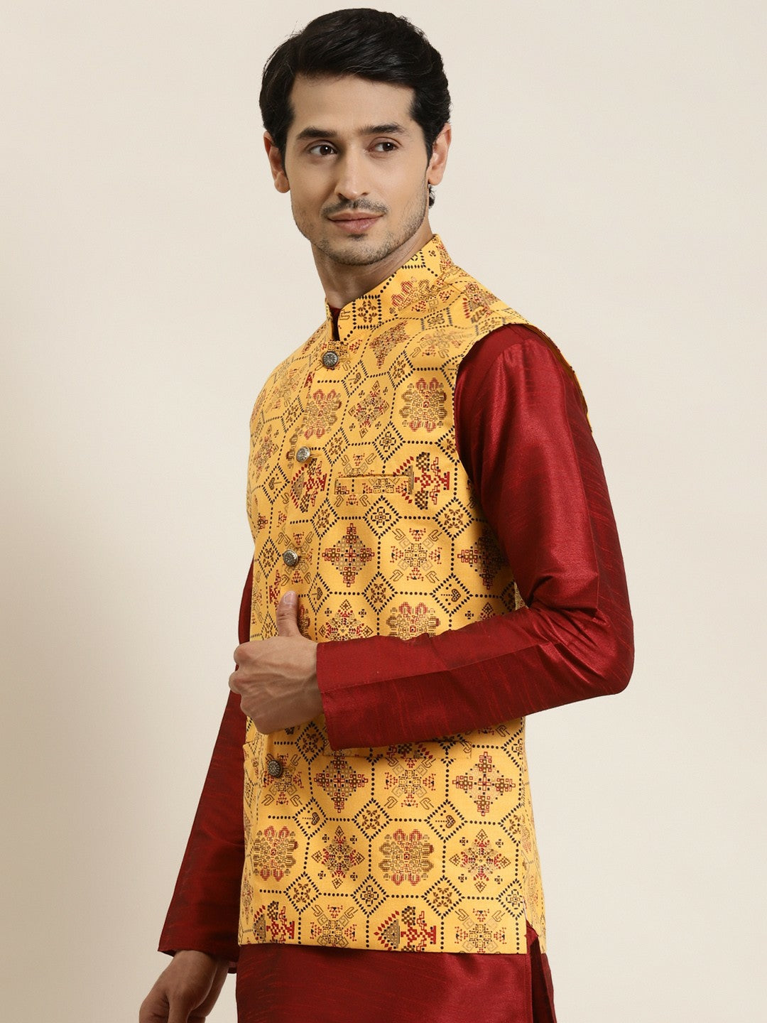 Men’s Yellow Ethnic Motifs Printed Nehru Jacket – Traditional Elegance