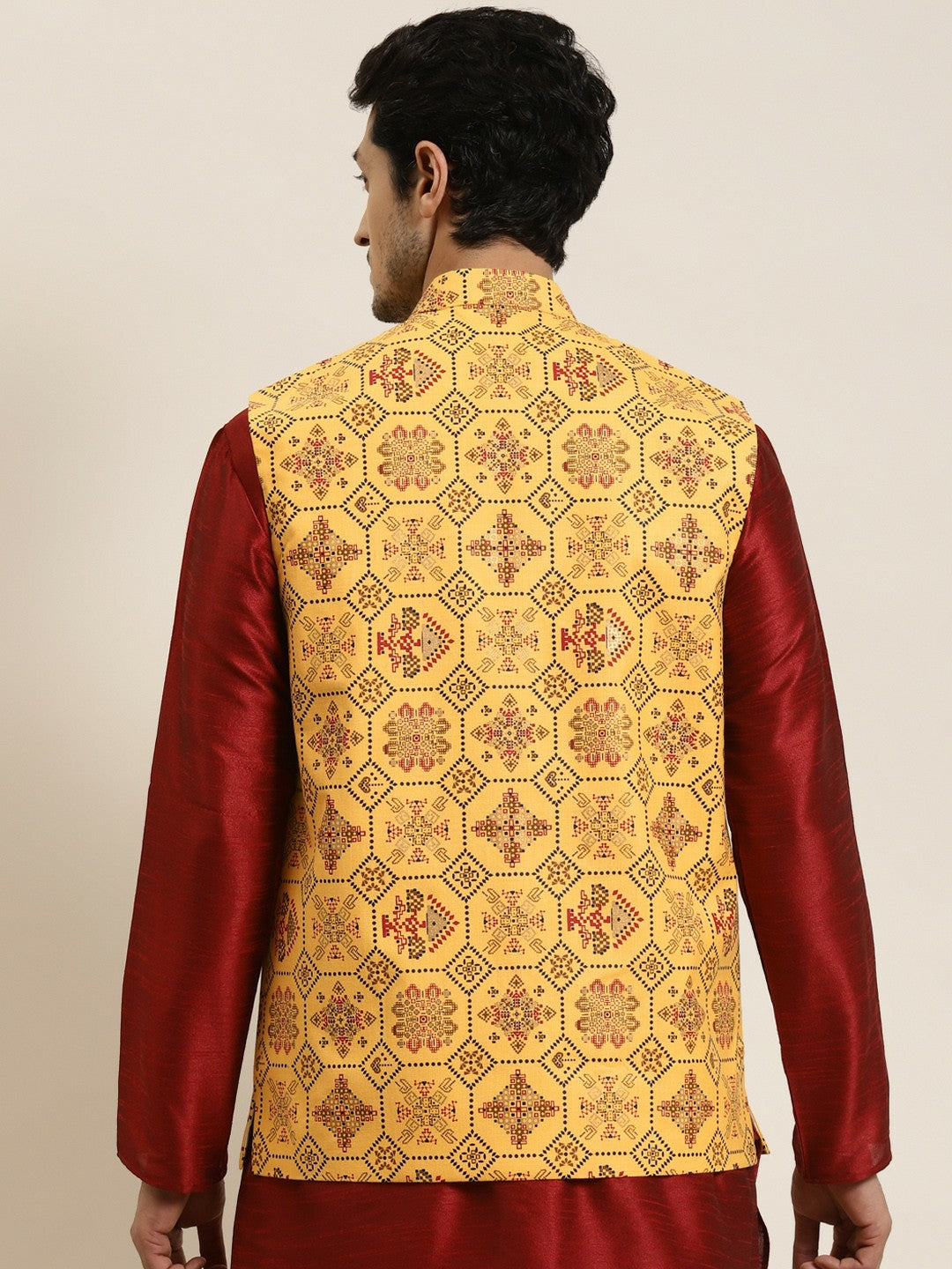 Men’s Yellow Ethnic Motifs Printed Nehru Jacket – Traditional Elegance