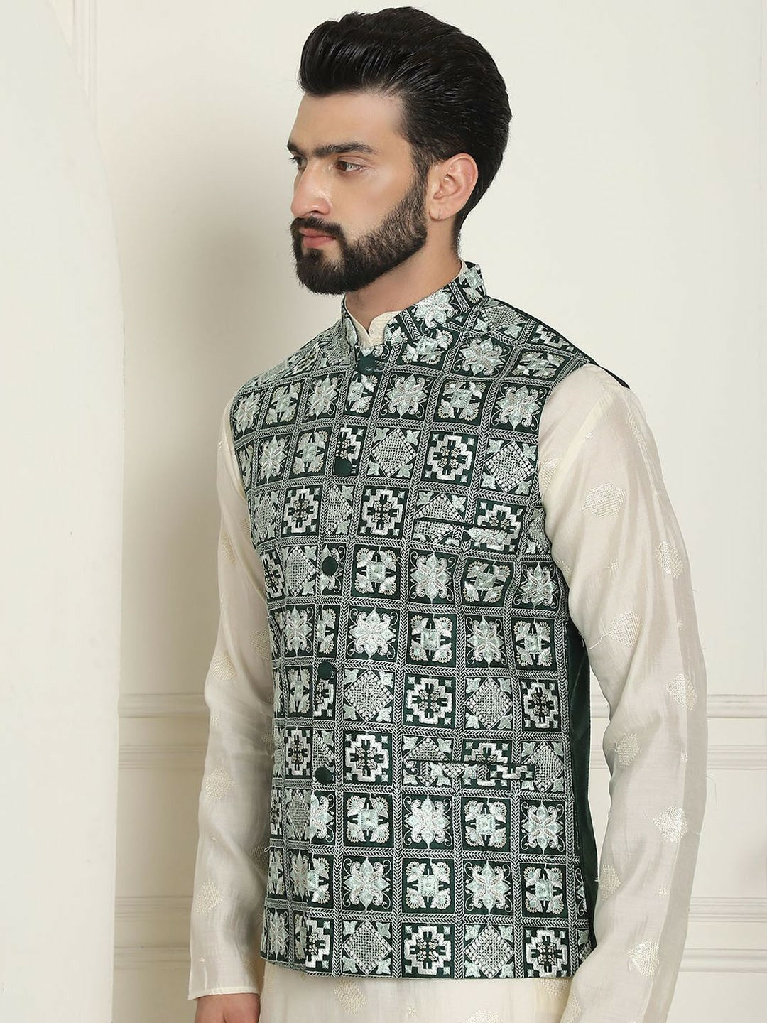 Men’s Premium Embroidered Nehru Jacket – Traditional Elegance