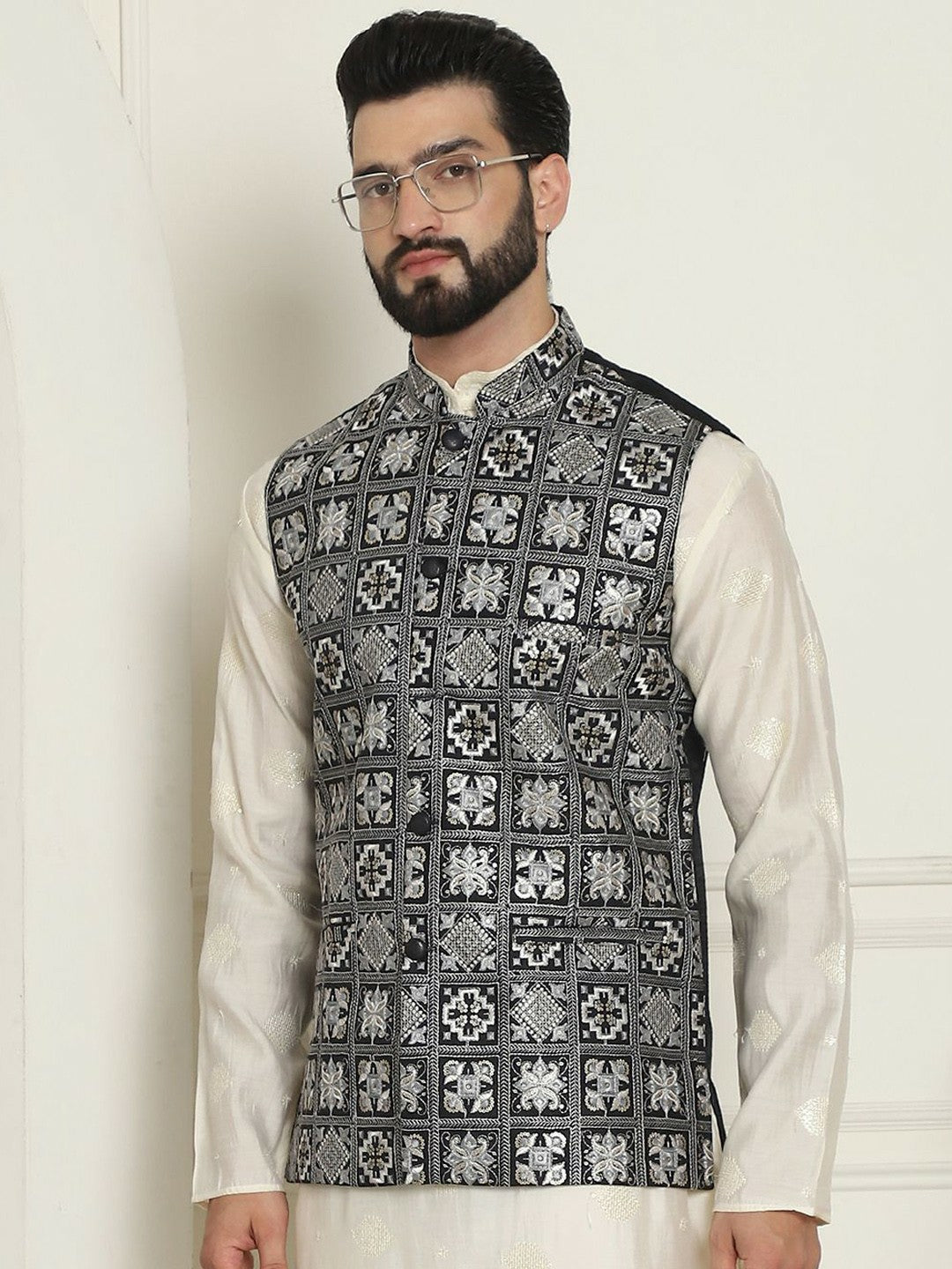 Men’s Black Embroidered Woven Nehru Jacket – Traditional Elegance