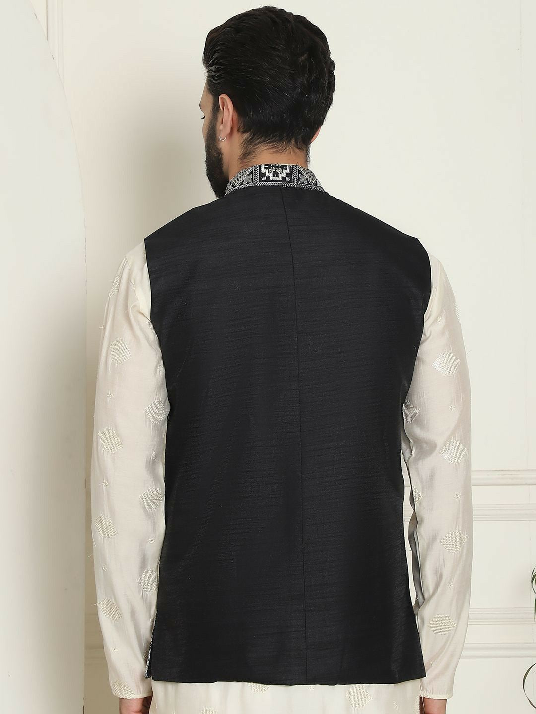 Men’s Black Embroidered Woven Nehru Jacket – Traditional Elegance