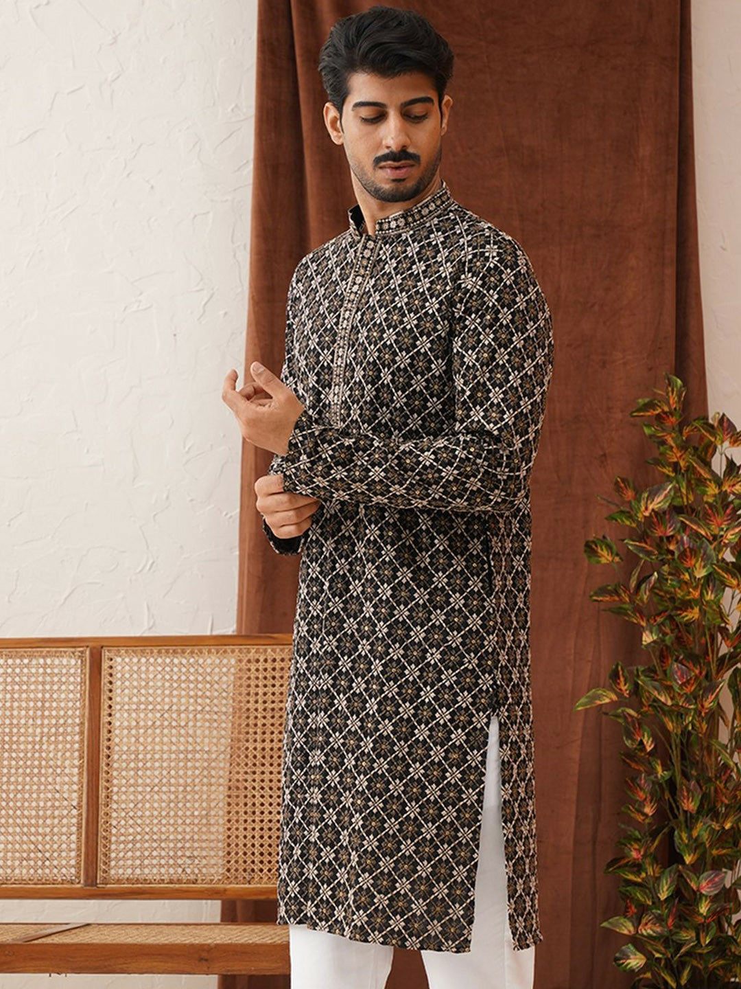Men’s Black Geometric Sequinned Kurta – Viscose Rayon, Mandarin Collar