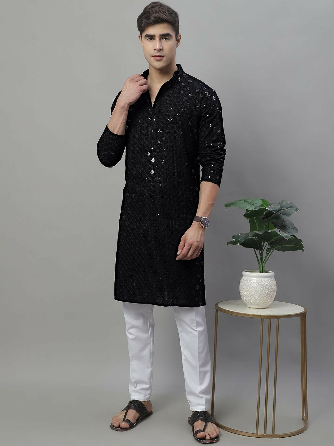 Indiaista Men’s Black Geometric Embroidered Sequinned Kurta – 100% Cotton