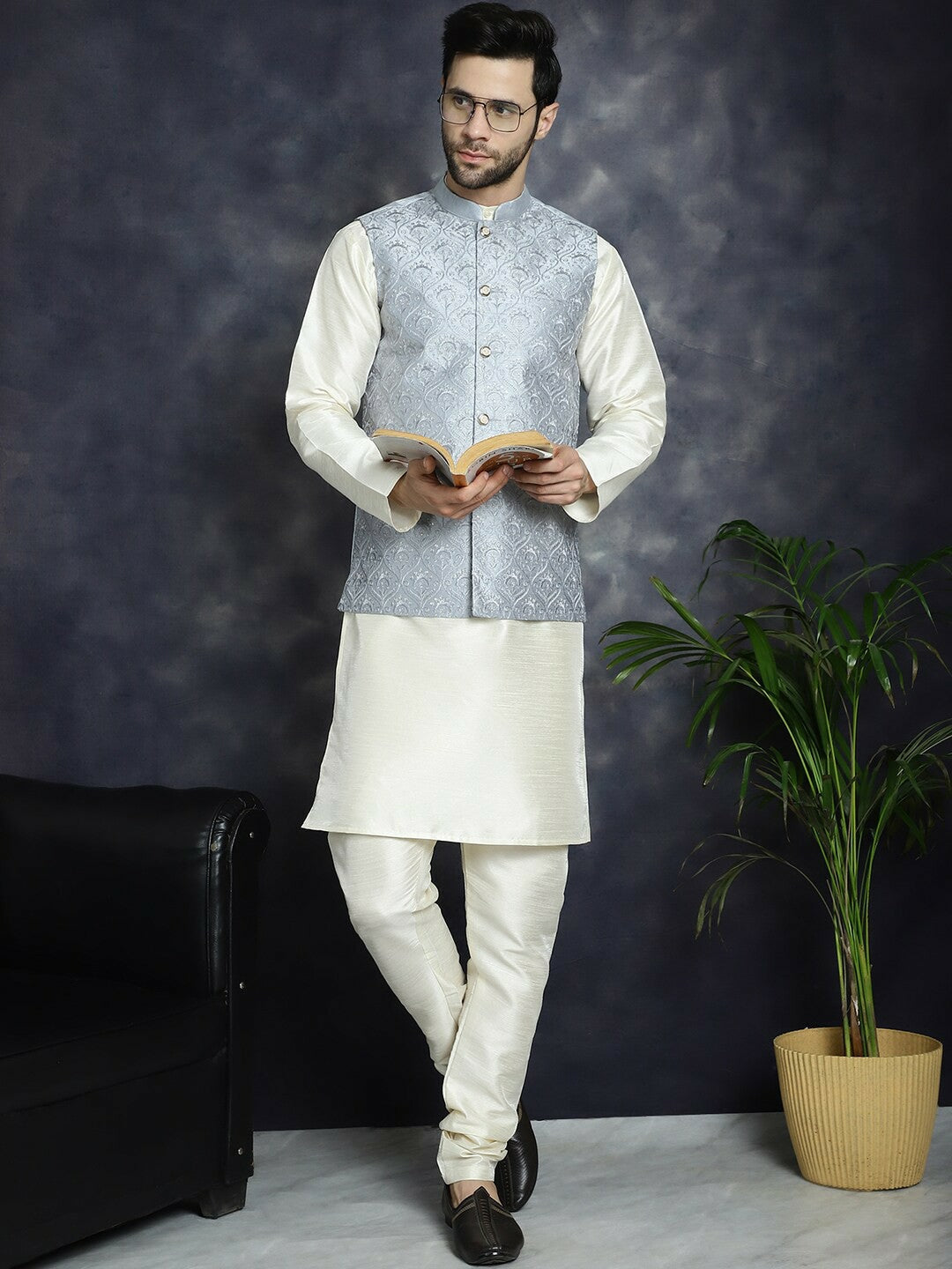 Men’s Grey Sequin Embroidered Nehru Jacket – Satin Silk Sleeveless Festive Wear