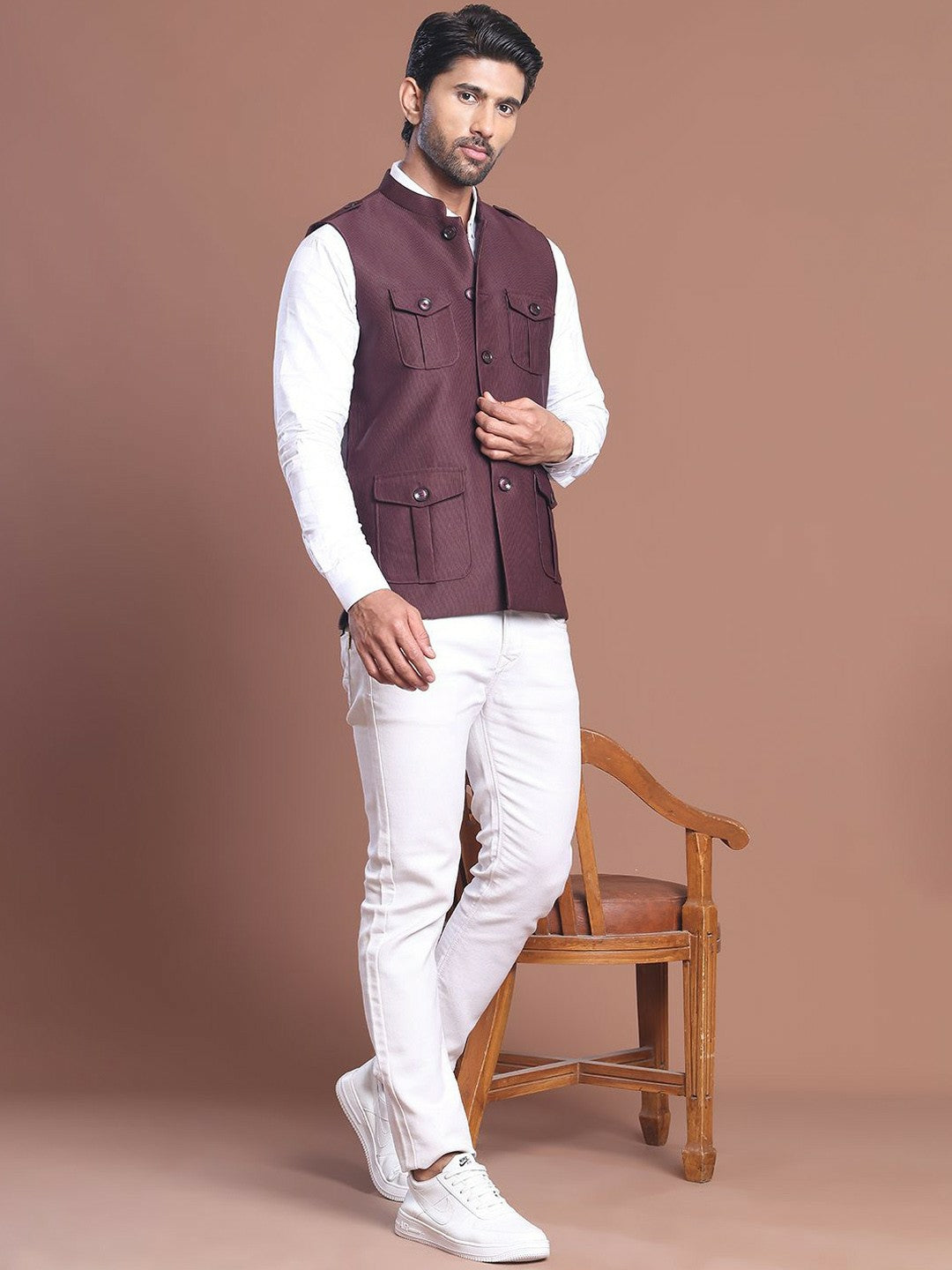 Men’s Maroon Solid Nehru Jacket with 4 Pockets