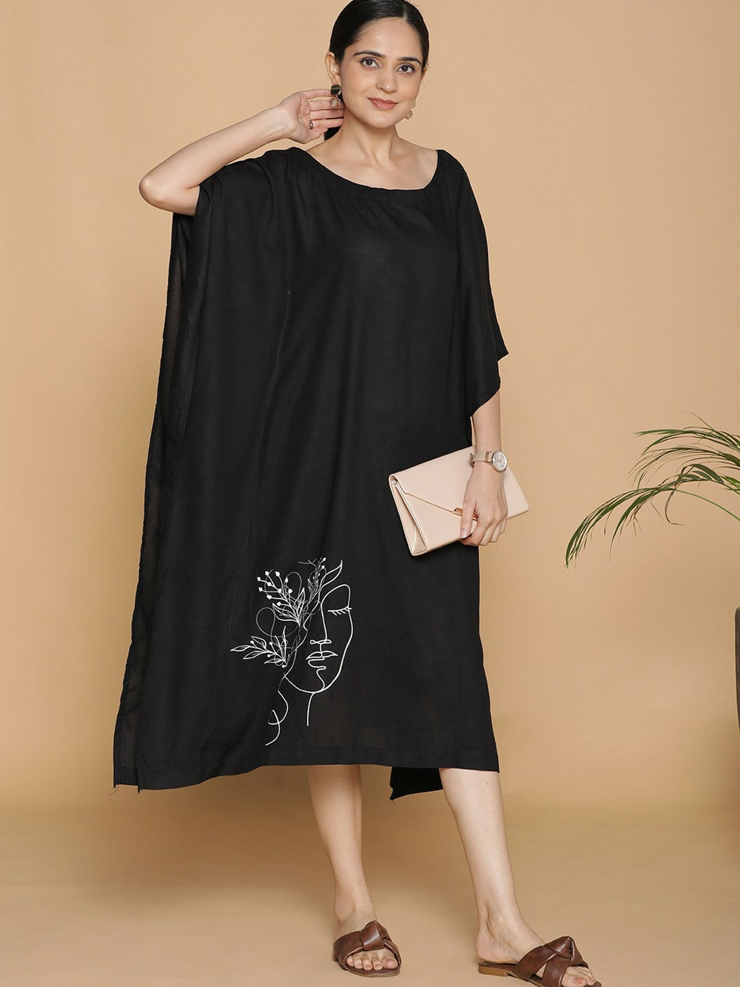 Black & White Graphic Printed Kaftan for Women – Knee-Length, Viscose Rayon | Indiaista