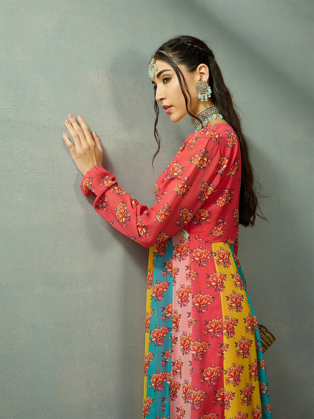 Elegant Red Floral Georgette Anarkali Kurta for Women - Stylish V-Neck & Flared Hem | Indiaista