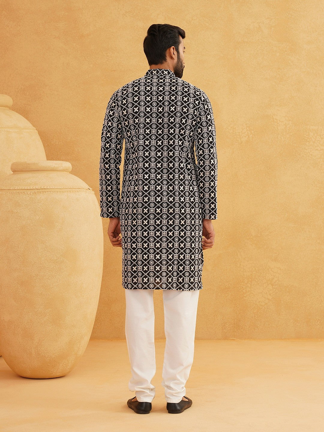 Black Geometric Printed Men's Kurta – Mandarin Collar, Thread Work Detail, Regular Cotton | Indiaista