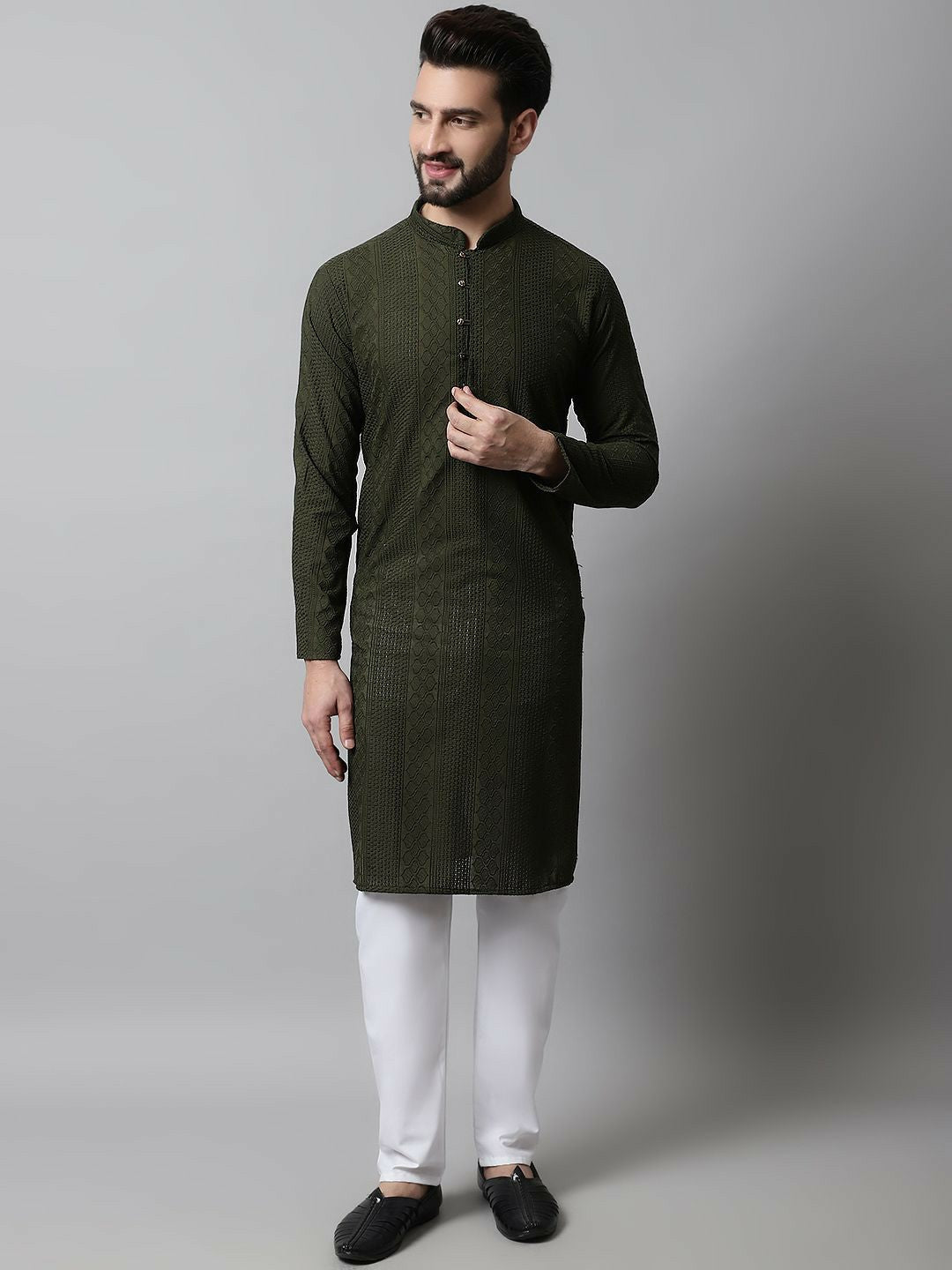 Men’s Embroidered Chikankari Cotton Kurta with Churidar – Ethnic Classic