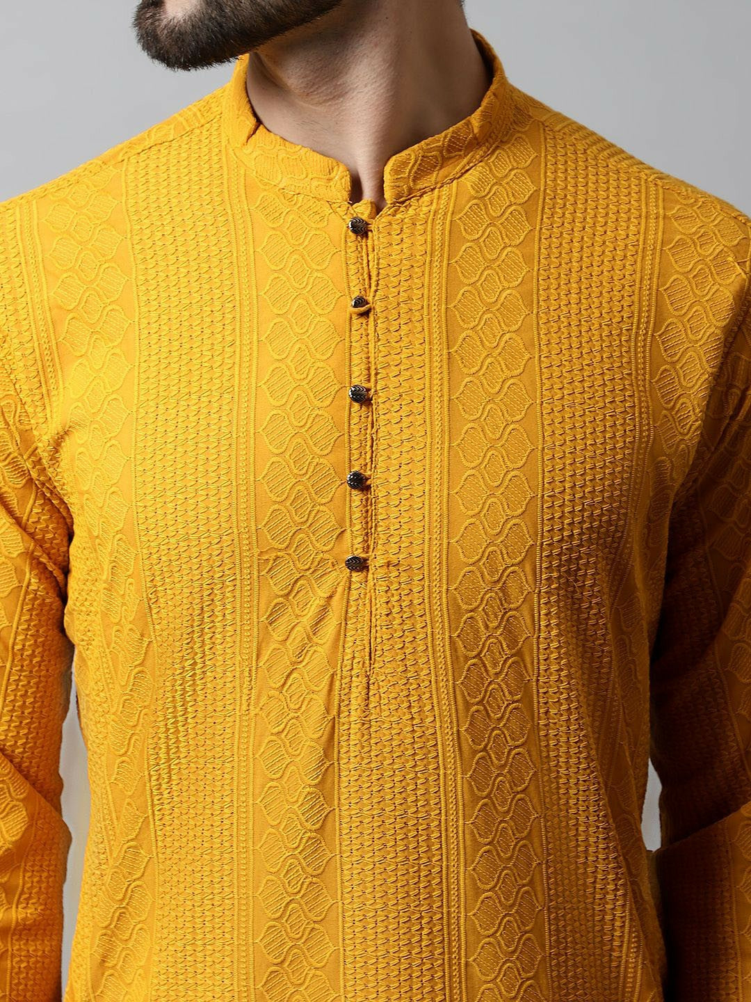 Men’s Floral Embroidered Chikankari Cotton Kurta with Pyjamas – Classic Ethnic Style