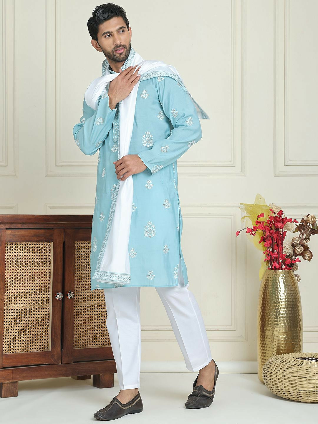 Men’s Floral Embroidered Mandarin Collar Straight Kurta with Pyjamas & Dupatta – Elegant Festive Ensemble