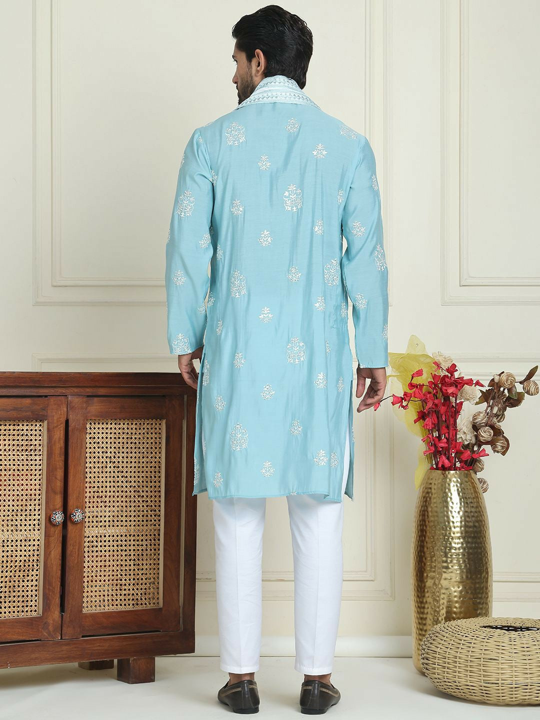 Men’s Floral Embroidered Mandarin Collar Straight Kurta with Pyjamas & Dupatta – Elegant Festive Ensemble