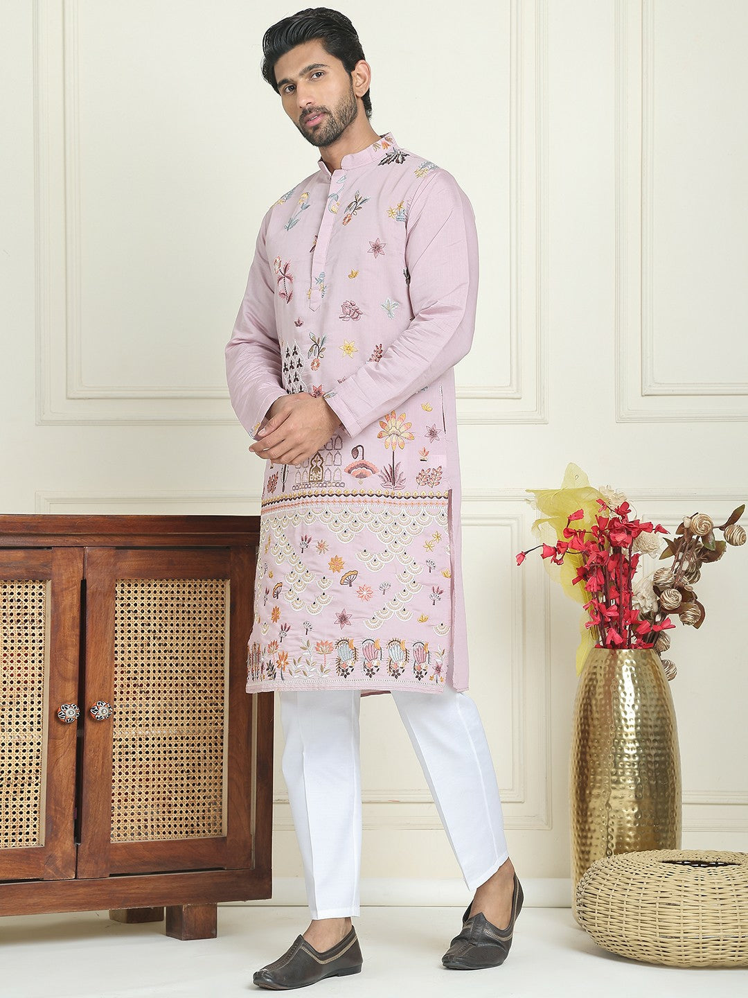 Floral Embroidered Thread Work Mandarin Collar Straight Kurta with Pyjamas – Elegant Festive Ensemble