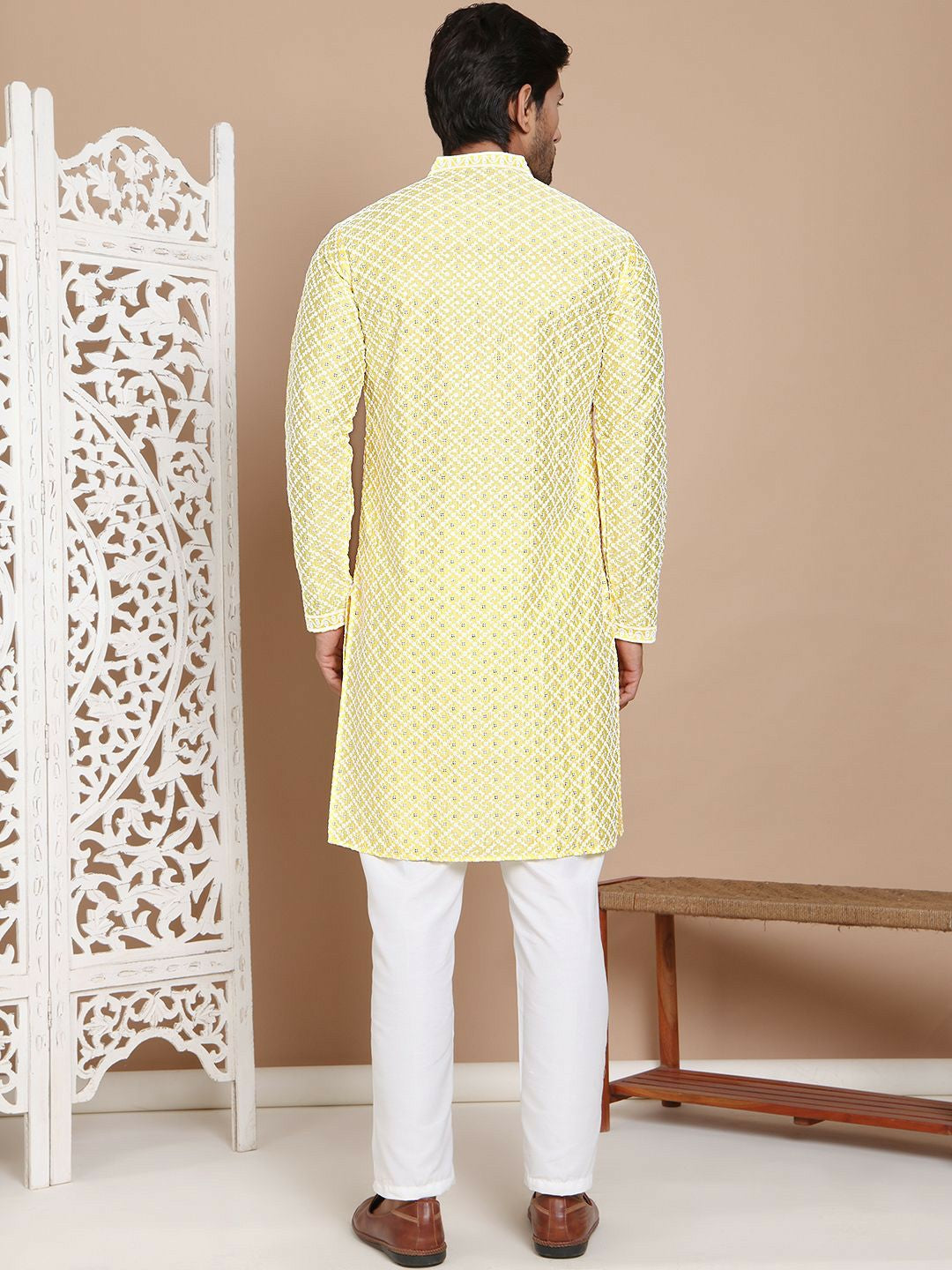 Men's Sequinned Embroidered Kurta Set with Pyjamas – Festive Attire