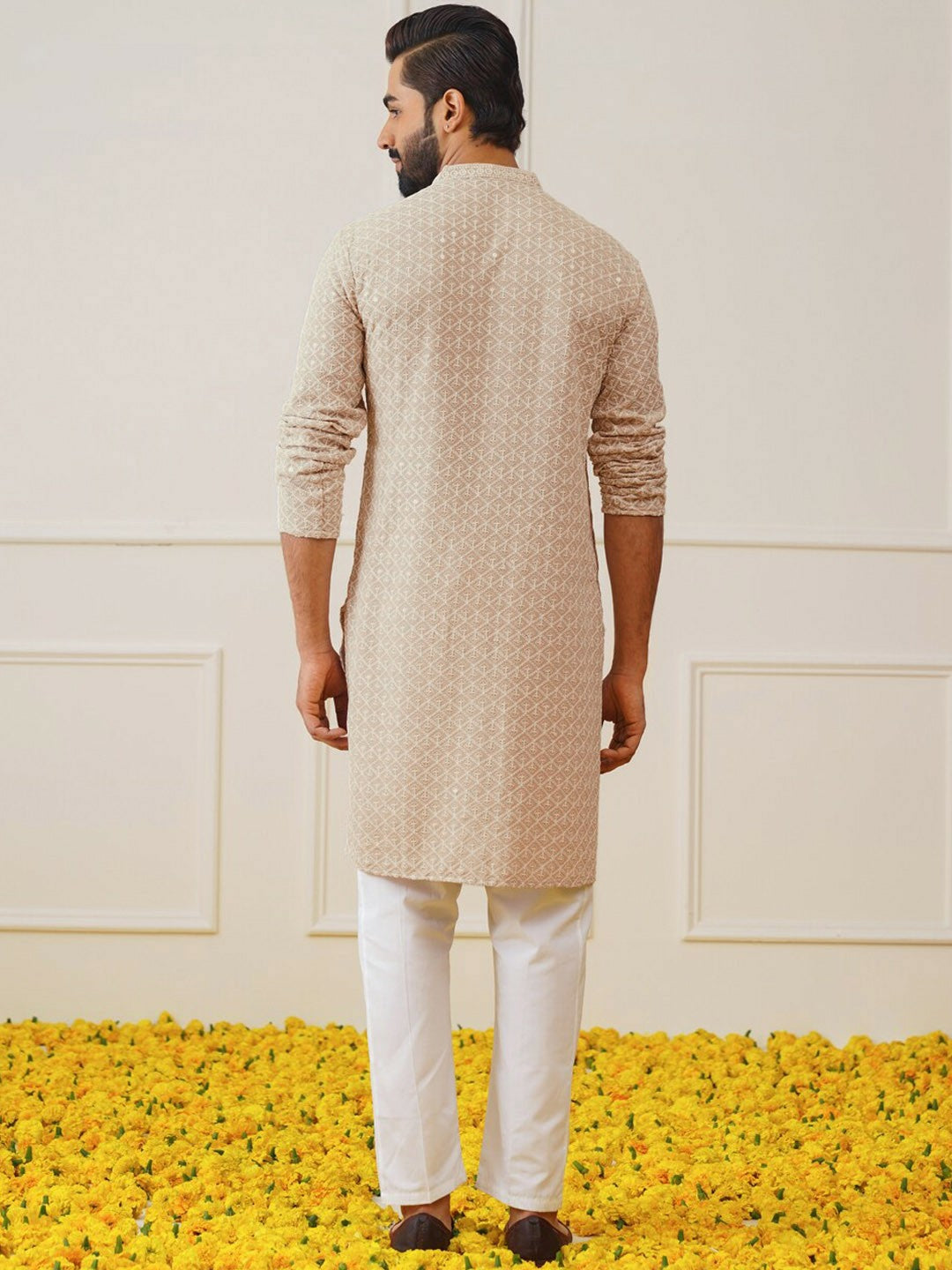 Men’s Embroidered Thread Work Pure Cotton Kurta with Pyjamas – Classic Ethnic Style