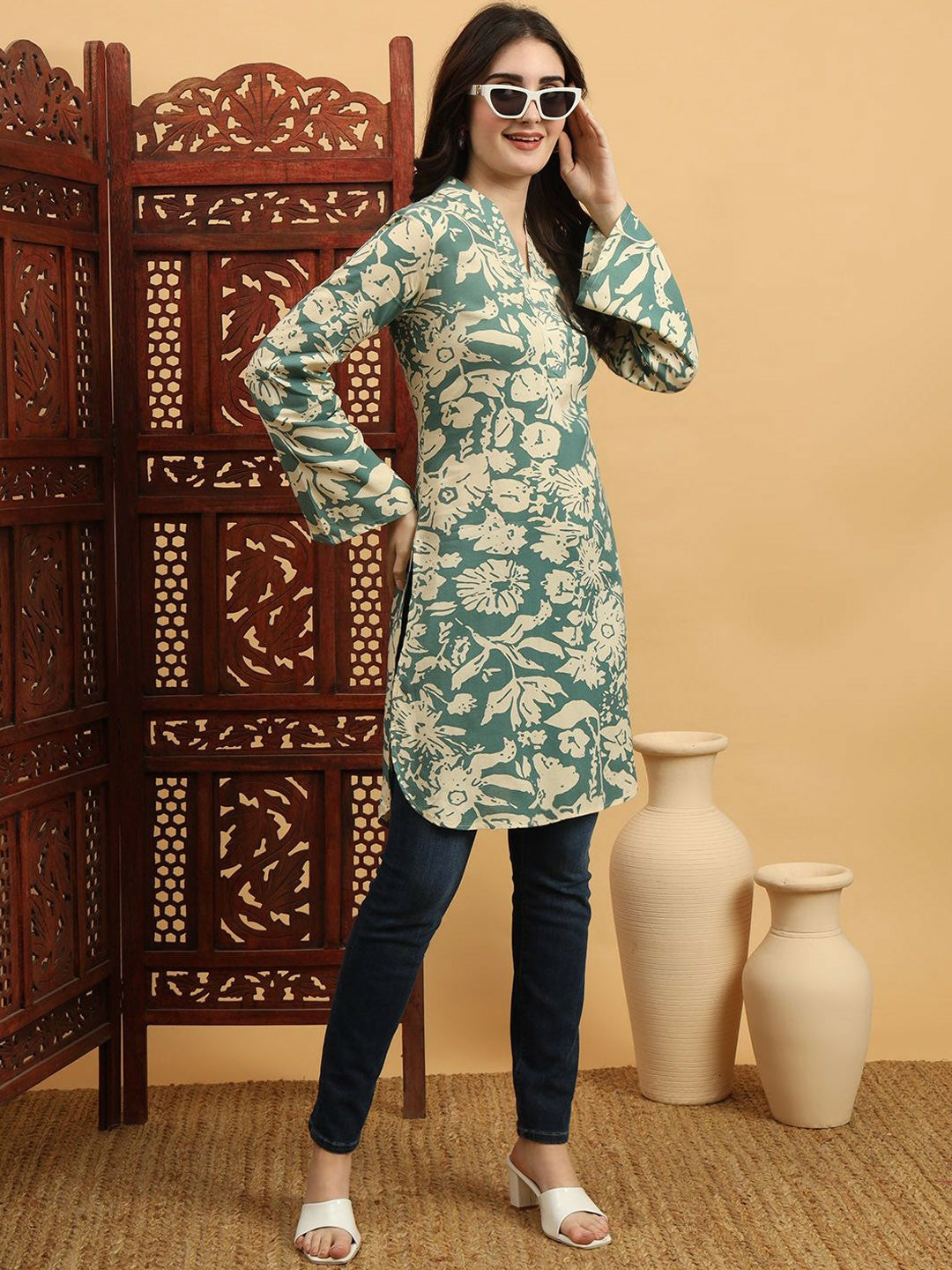 Women Printed Flared Sleeves Indigo Kurta
