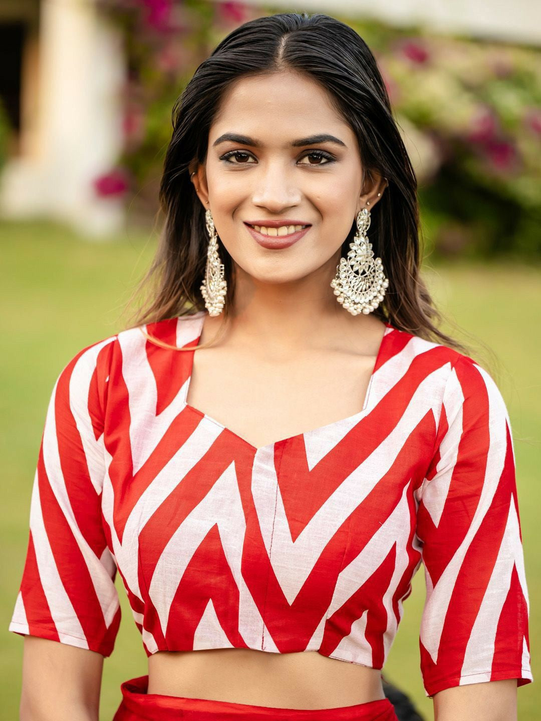 Floral Red & White Block Print Saree with Unstitched Blouse Piece