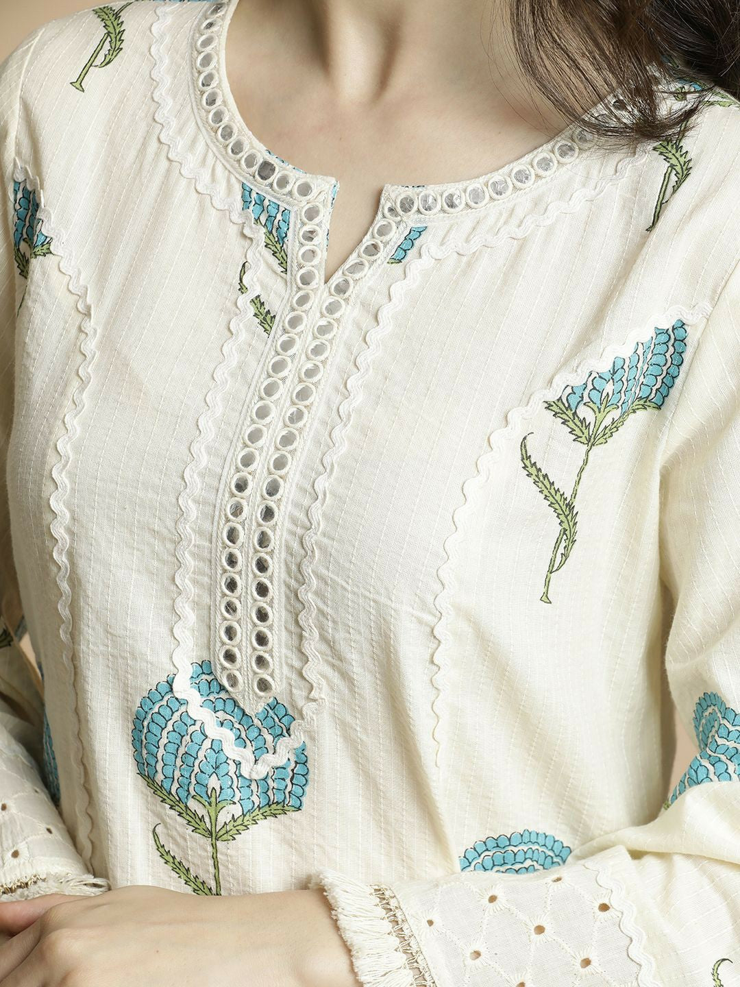 Off-White & Blue Floral Printed Notch Neck Kurta with Trouser