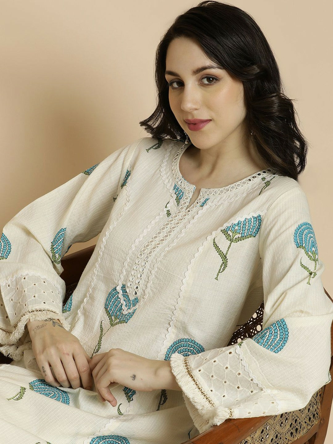 Off-White & Blue Floral Printed Notch Neck Kurta with Trouser