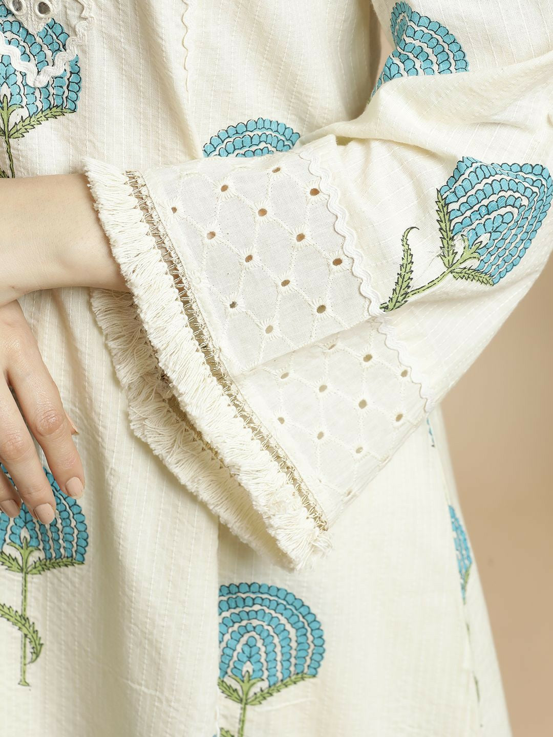 Off-White & Blue Floral Printed Notch Neck Kurta with Trouser