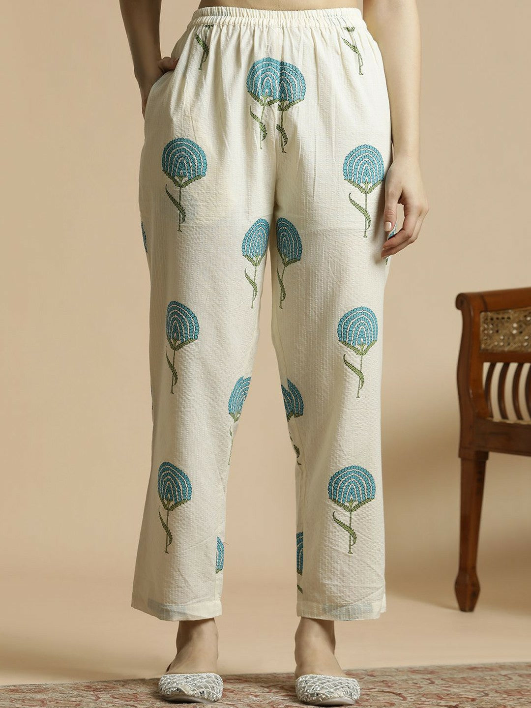 Off-White & Blue Floral Printed Notch Neck Kurta with Trouser