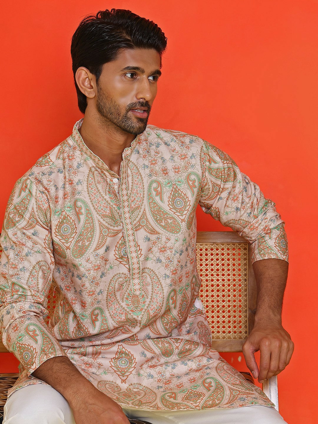 Men’s Beige Paisley Printed Kurta