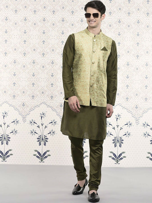 Men Kurta Set - Mandarin Collar Regular Kurta With Churidar With Nehru Jacket