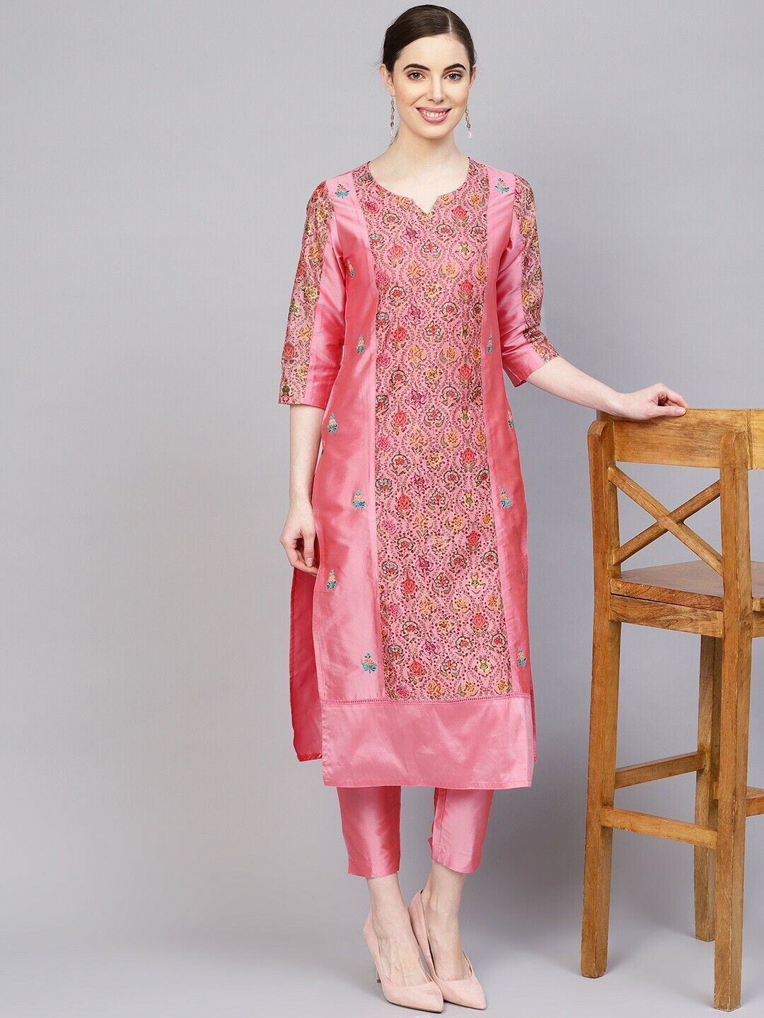 Women's Kurta Set - Bollywood Pakistani Pink & Green Printed Kurta with Trousers