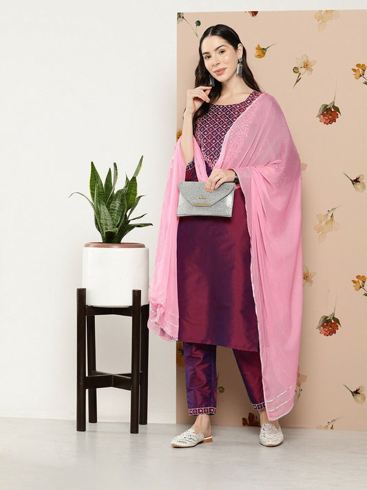 Women Kurta Set - Indian Diwali Purple embroidered Kurta with Trousers dupatta