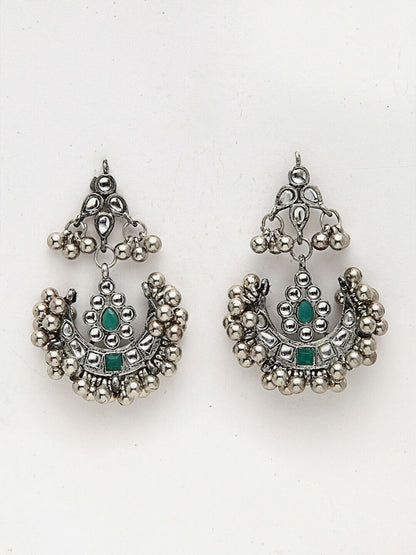 Oxidised Silver-Toned & White Kundan-Studded & Beaded Bollywood Jewellery Set