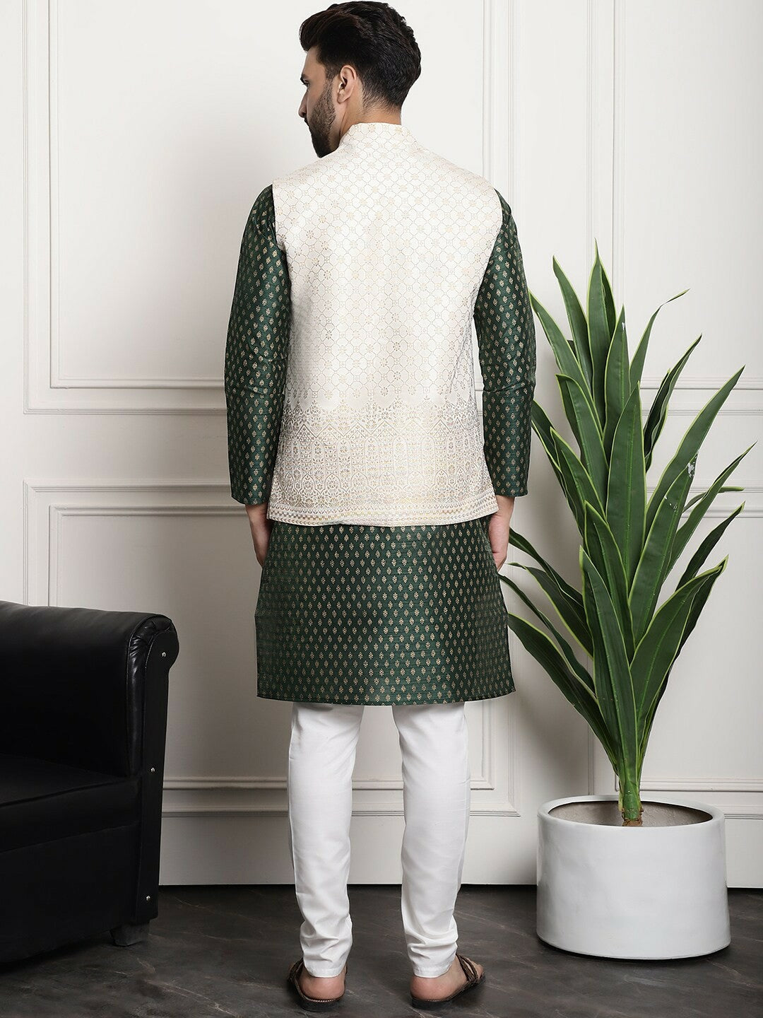 Men’s Paisley Woven Design Kurta Set with Churidar – Timeless Ethnic Ensemble