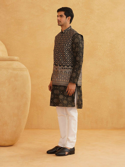 Men’s Floral Printed Kurta Set with Churidar & Nehru Jacket – Stylish Ethnic Ensemble