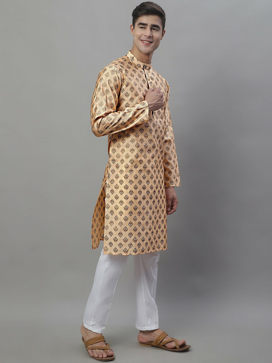 Men’s Peach & White Ethnic Motif Kurta with Pyjamas – Understated Elegance for Festive Moments