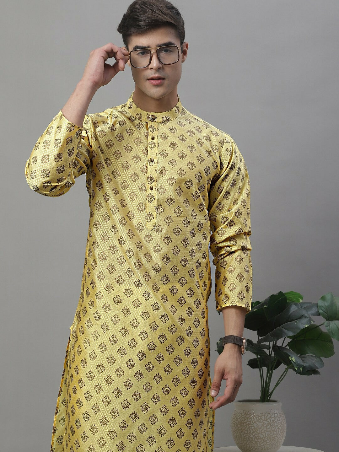 Men’s Yellow & White Woven Ethnic Kurta Set – Bright, Breezy & Traditional