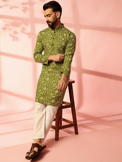 Men’s Green Floral Printed Kurta Set with Pyjamas