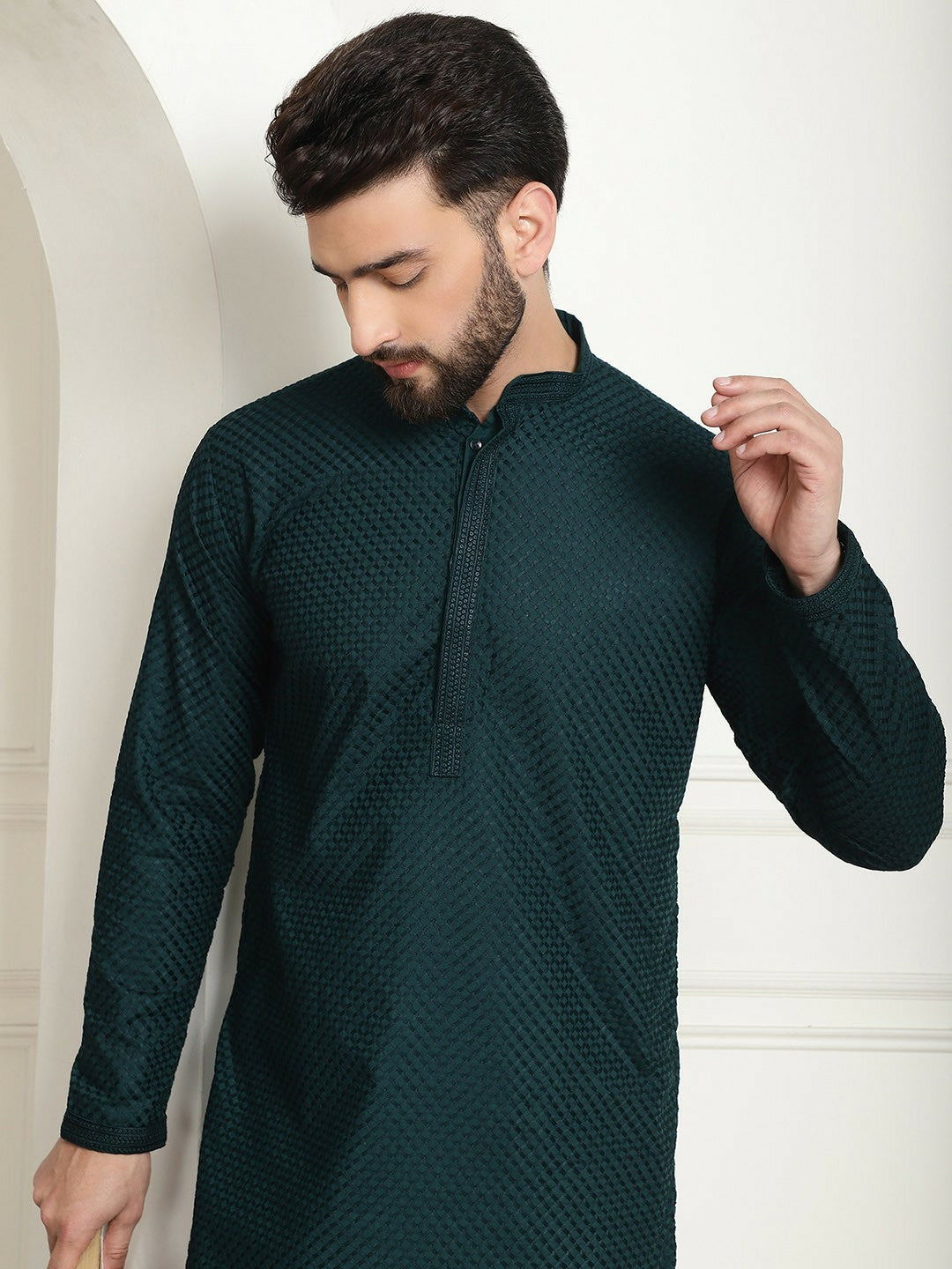 Green Geometric Embroidered Men’s Kurta – Mandarin Collar, Pure Cotton, Knee-Length | Indiaista